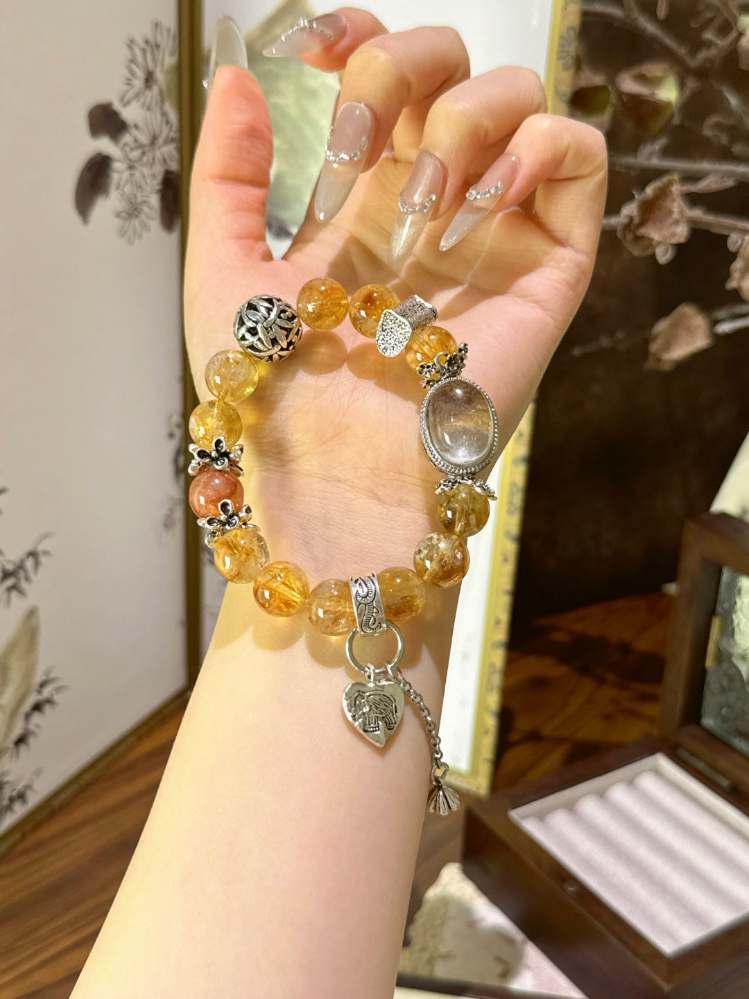 ▫️▪️ Yellow tower crystal red glue flower ghost magic box bracelet